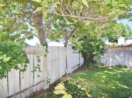 1465 Winterwood Avenue, Sparks, NV 89434 Photo