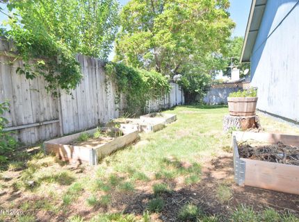 1465 Winterwood Avenue, Sparks, NV 89434 Photo