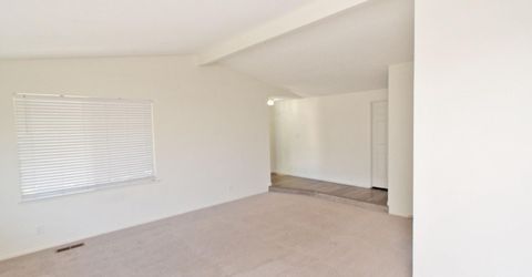 1465 Winterwood Avenue, Sparks, NV 89434 Photo