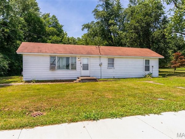 1399 7th Street , Murphysboro, IL 62966