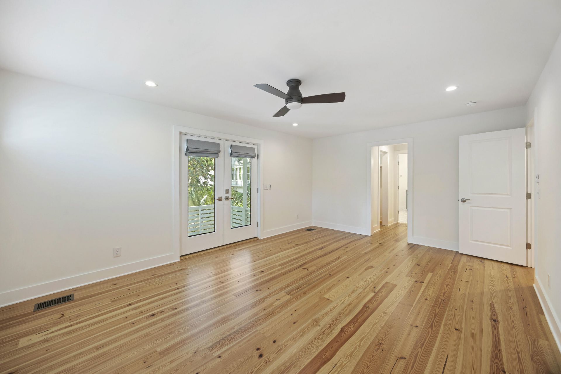 137 Sparrow Drive Photo 17