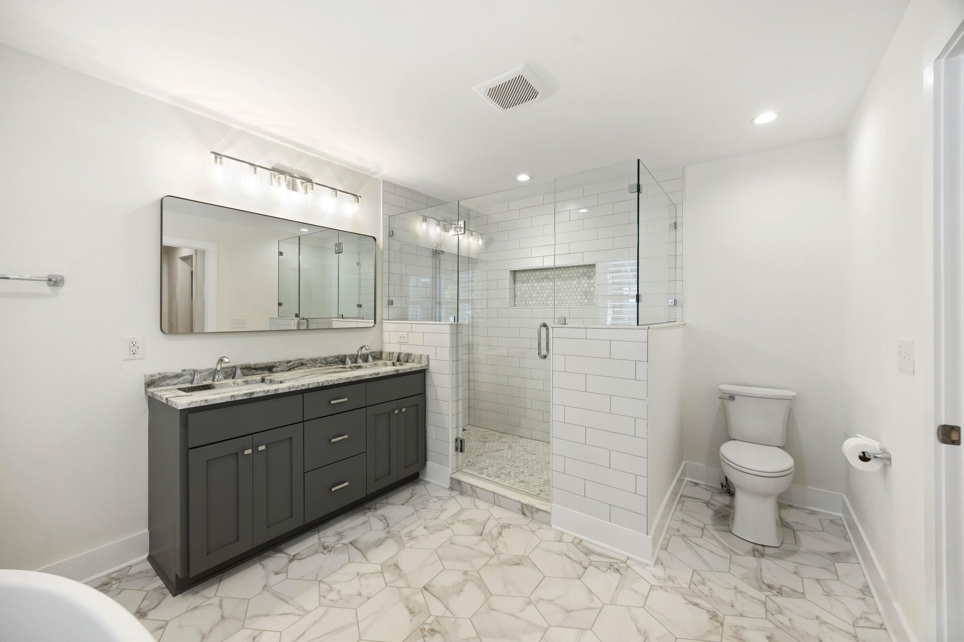 137 Sparrow Drive Photo 8