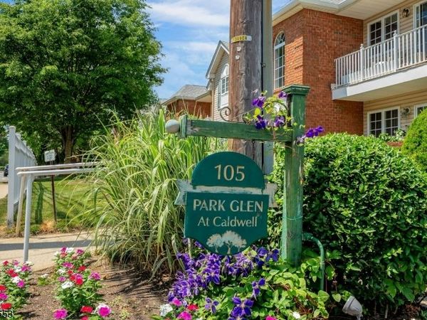 105 Roseland Ave, Caldwell, NJ 07006