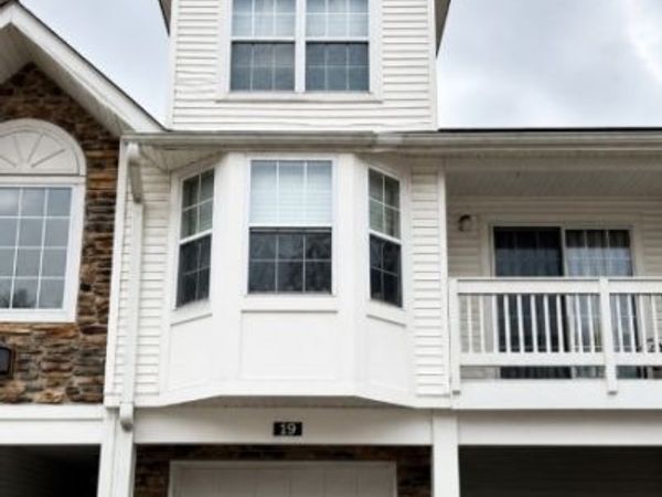 19 Whisper Way, Roxbury, NJ 07852