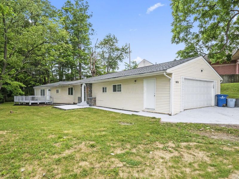1404 Waggoner Road, Reynoldsburg, OH 43068 Photo 1