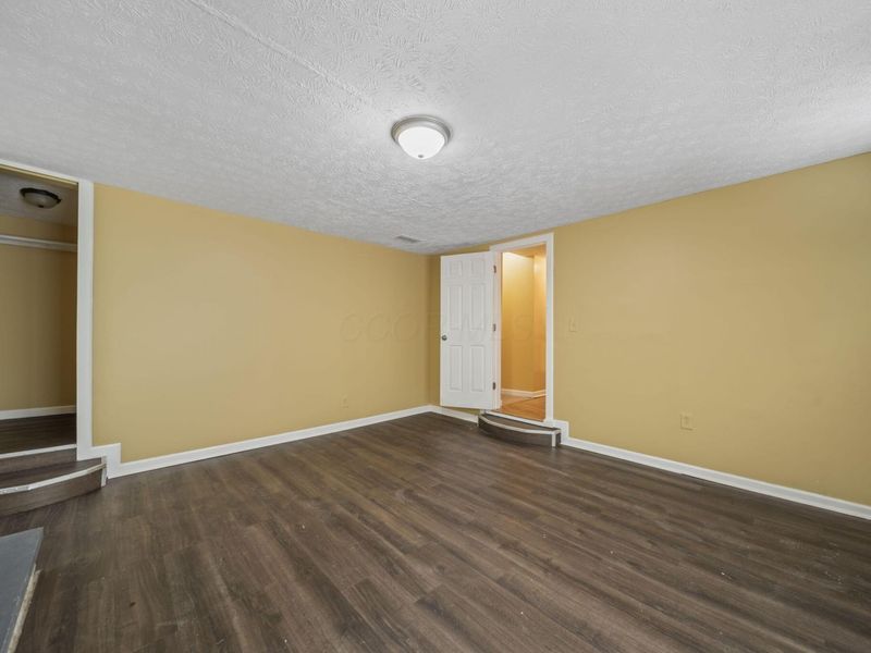 1404 Waggoner Road, Reynoldsburg, OH 43068 Photo 32