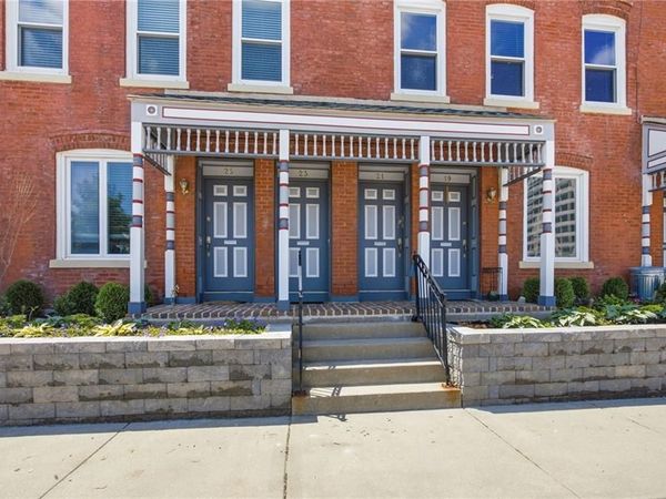 21 E 29TH Street, Kansas City, MO 64108