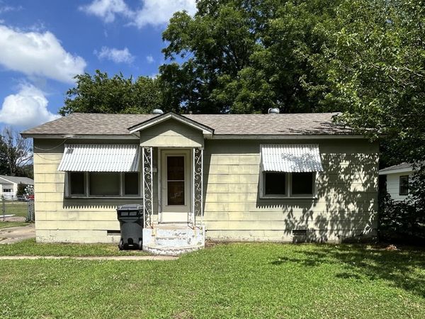 1428 Healdton Boulevard , Ardmore, OK 73401