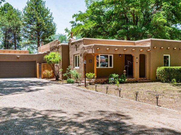 298 Placitas Road NW, Albuquerque, NM 87107
