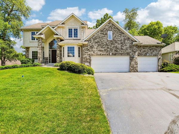 8813 Woodhill Drive, Savage, MN 55378