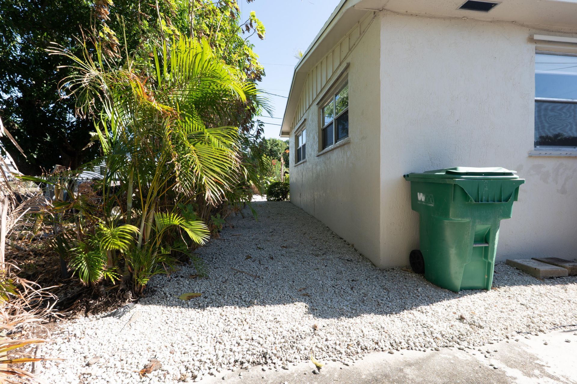 2401 Avenue Q, West Palm Beach, FL 33404 Photo