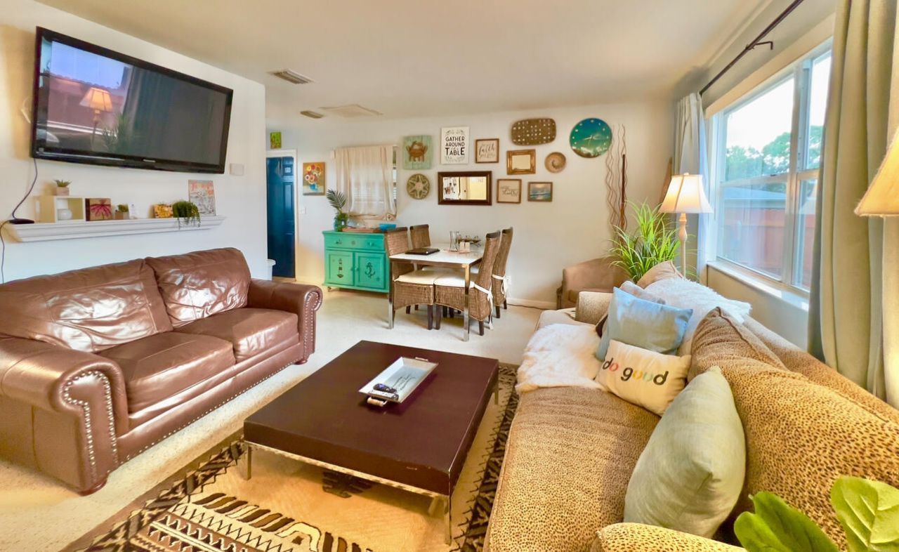 2401 Avenue Q, West Palm Beach, FL 33404 Photo