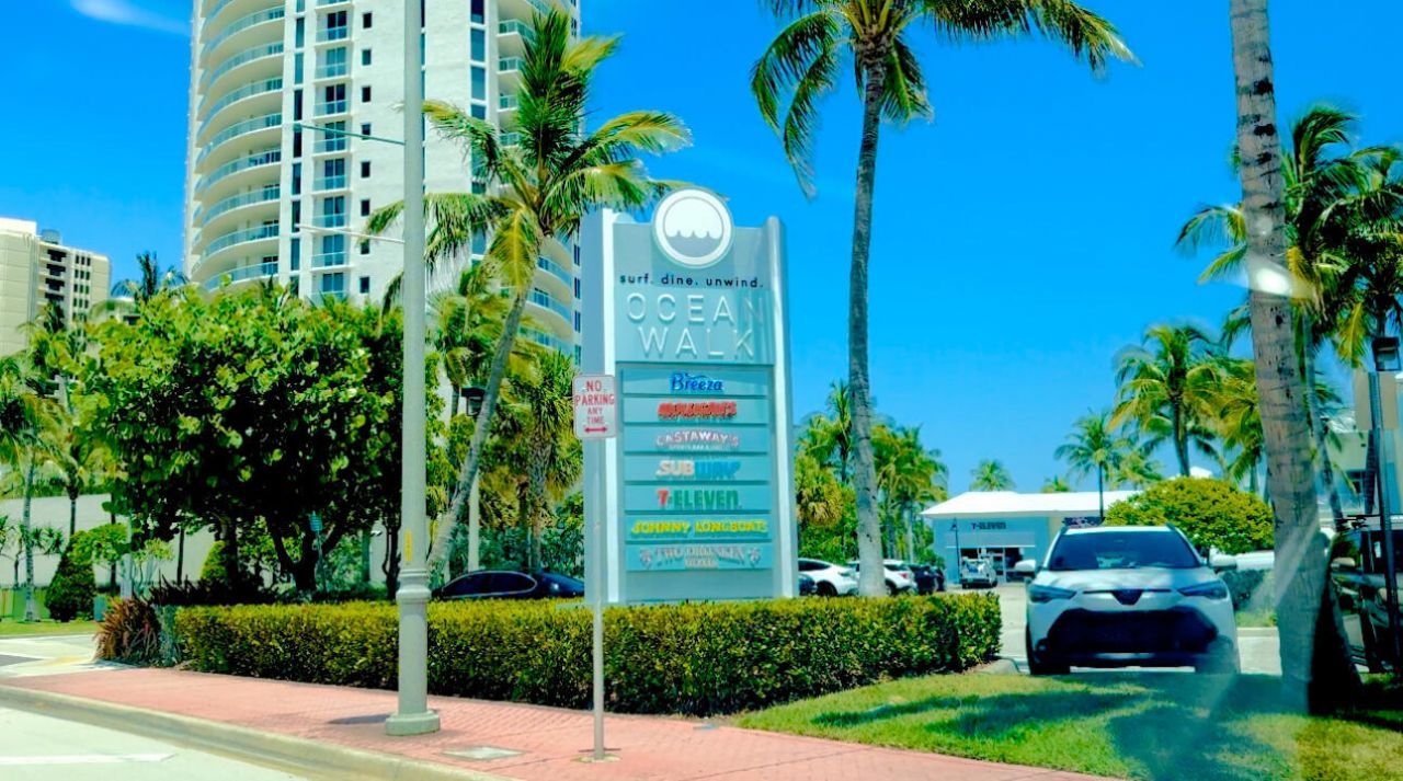 2401 Avenue Q, West Palm Beach, FL 33404 Photo