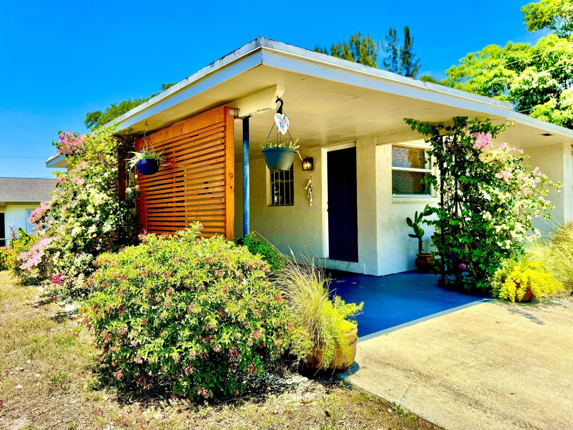 2401 Avenue Q, West Palm Beach, FL 33404 Photo