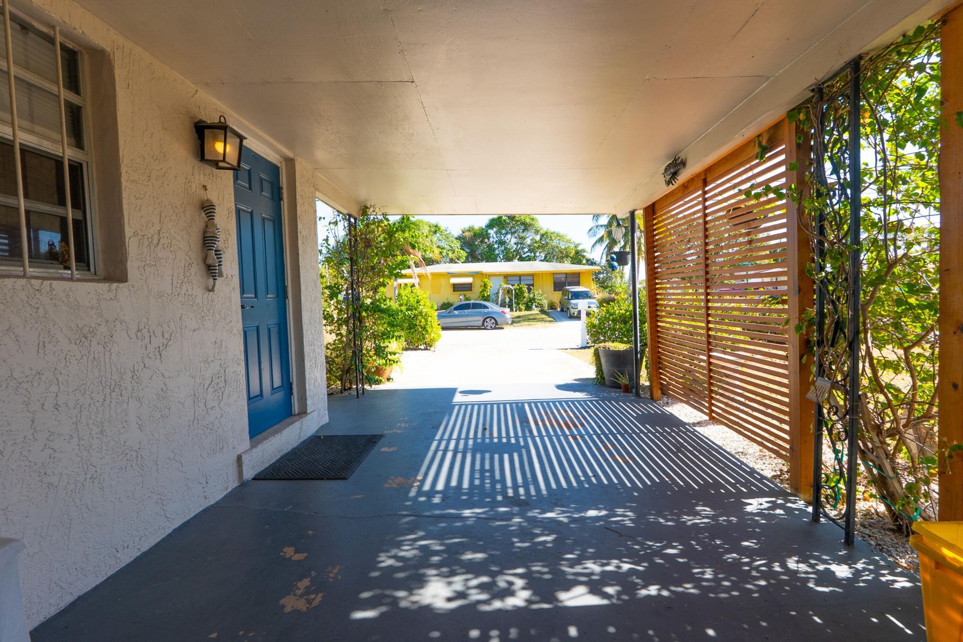 2401 Avenue Q, West Palm Beach, FL 33404 Photo