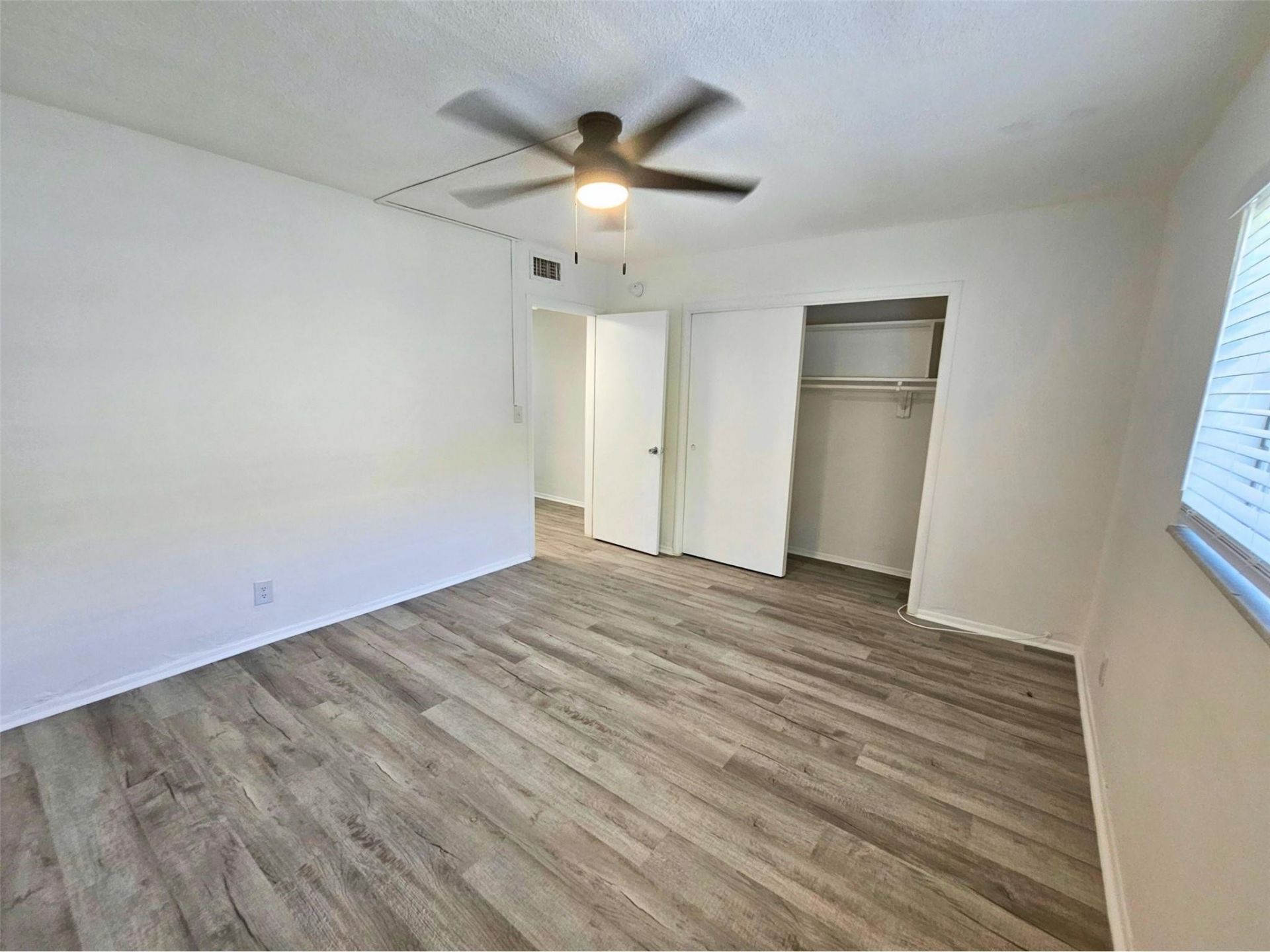 1300 NE 3rd Street, Unit 8, Fort Lauderdale, FL 33301 Photo