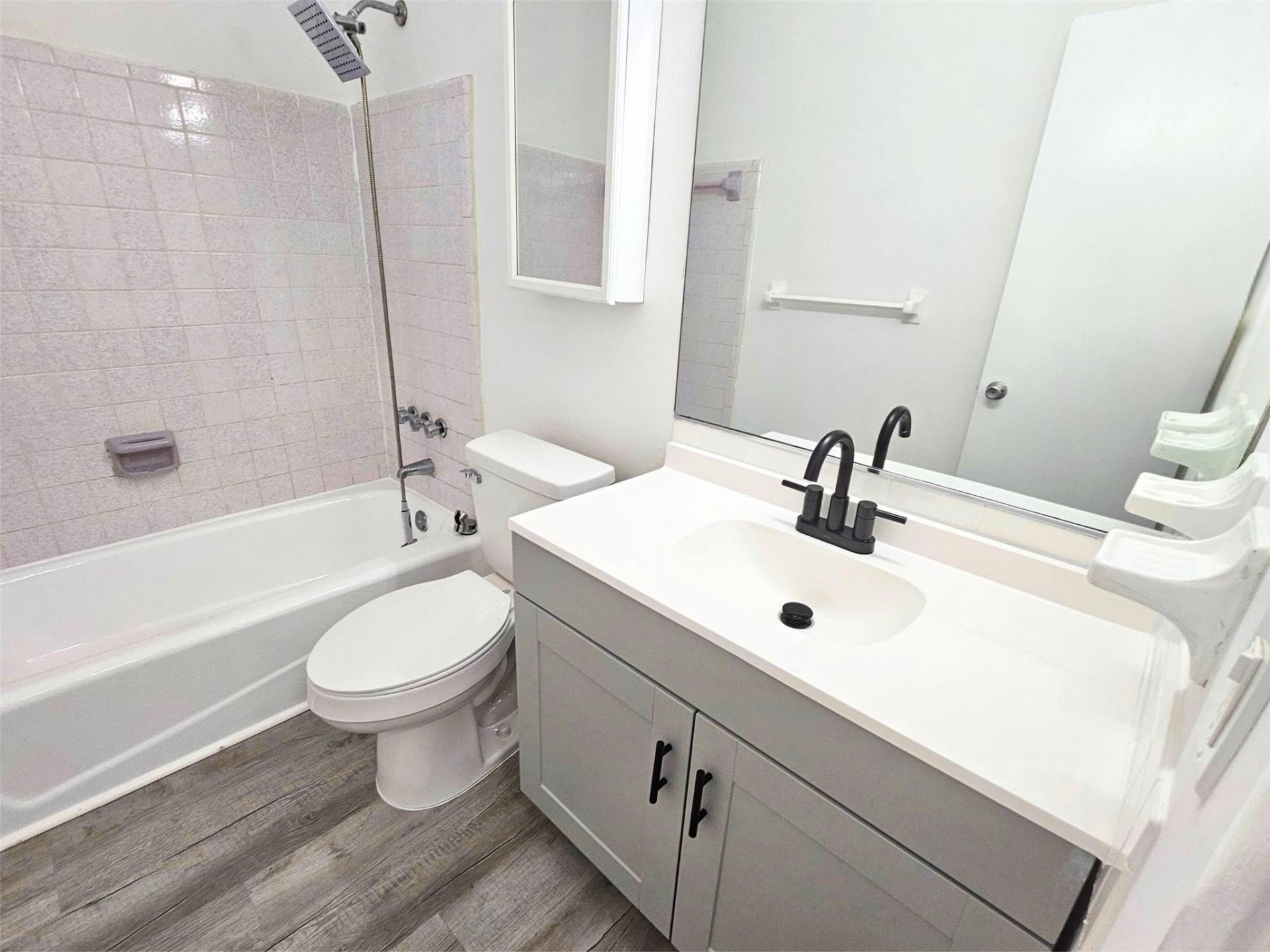 1300 NE 3rd Street, Unit 8, Fort Lauderdale, FL 33301 Photo