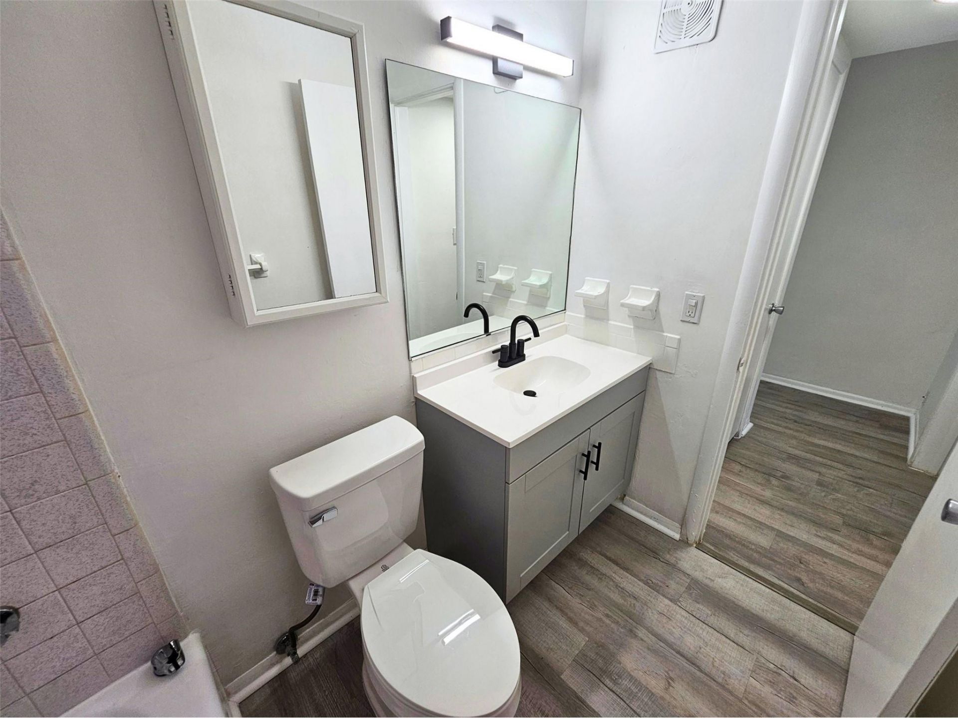1300 NE 3rd Street, Unit 8, Fort Lauderdale, FL 33301 Photo