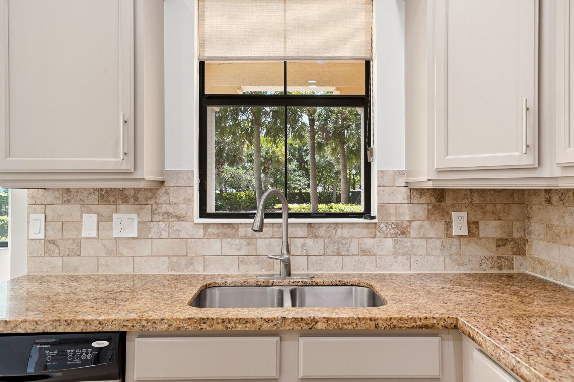 3390 NW 125th Avenue, Sunrise, FL 33323 Photo