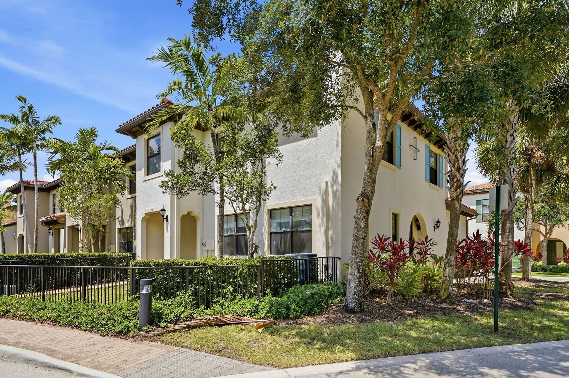 3390 NW 125th Avenue, Sunrise, FL 33323 Photo