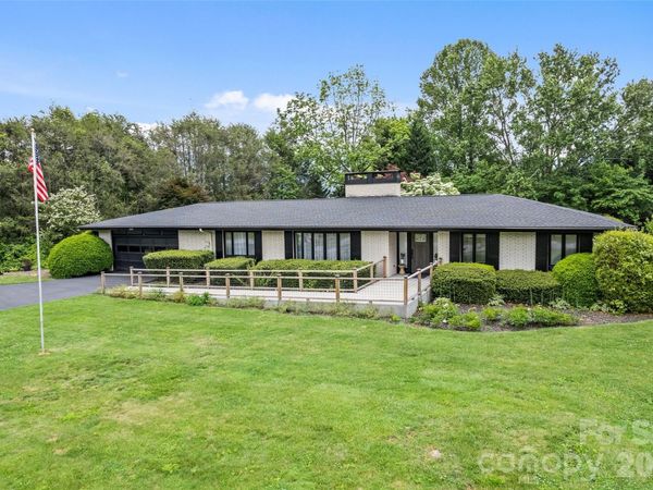 225 Valley View Terrace , Waynesville, NC 28786