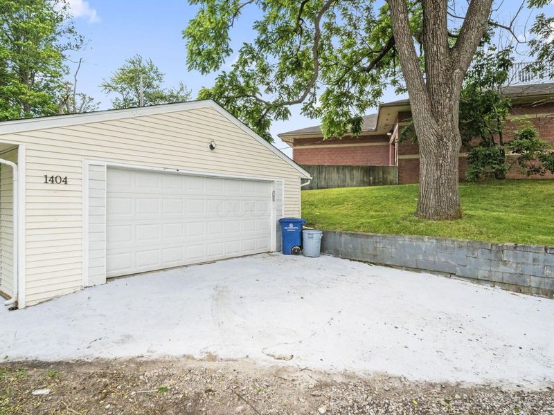 1404 Waggoner Road, Reynoldsburg, OH 43068 Photo 3
