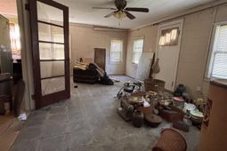 1806 Beechcreek Road  photo 4