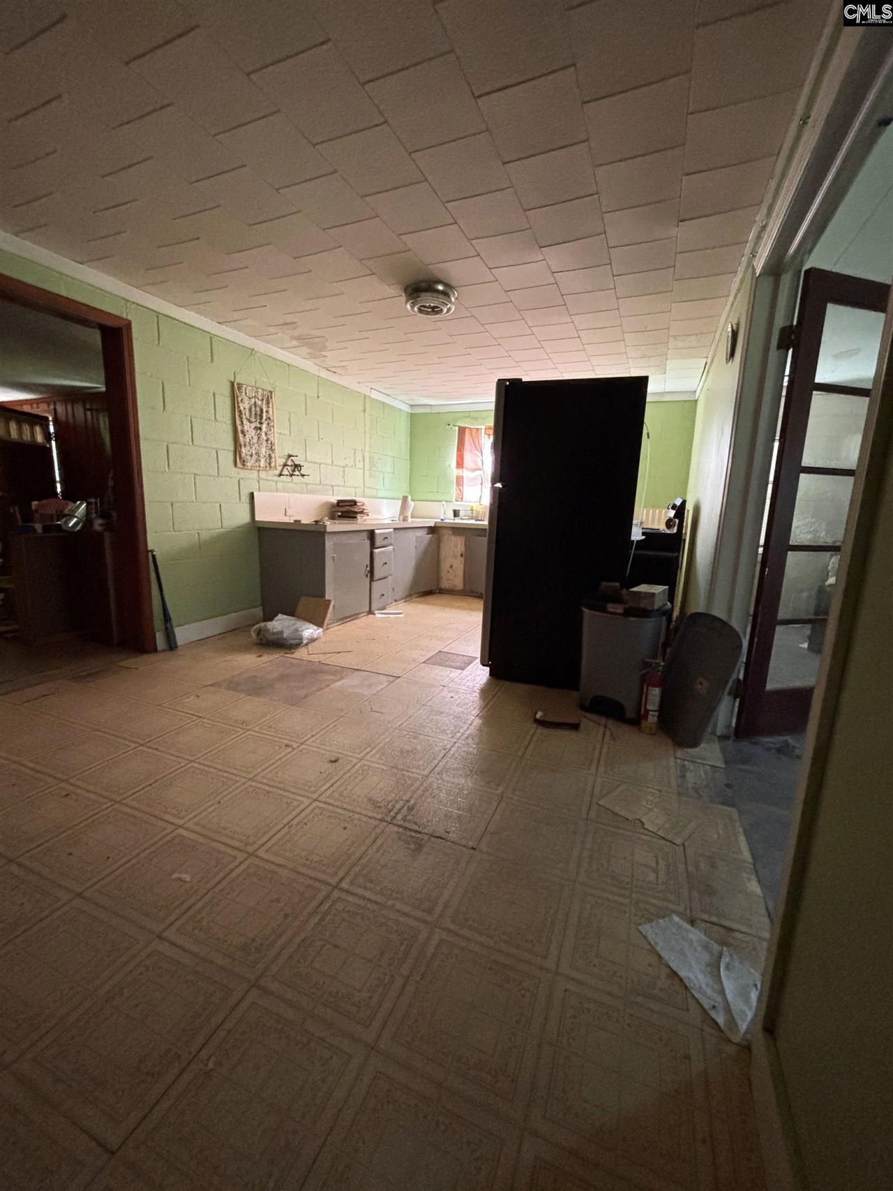 1806 Beechcreek Road  Photo 7