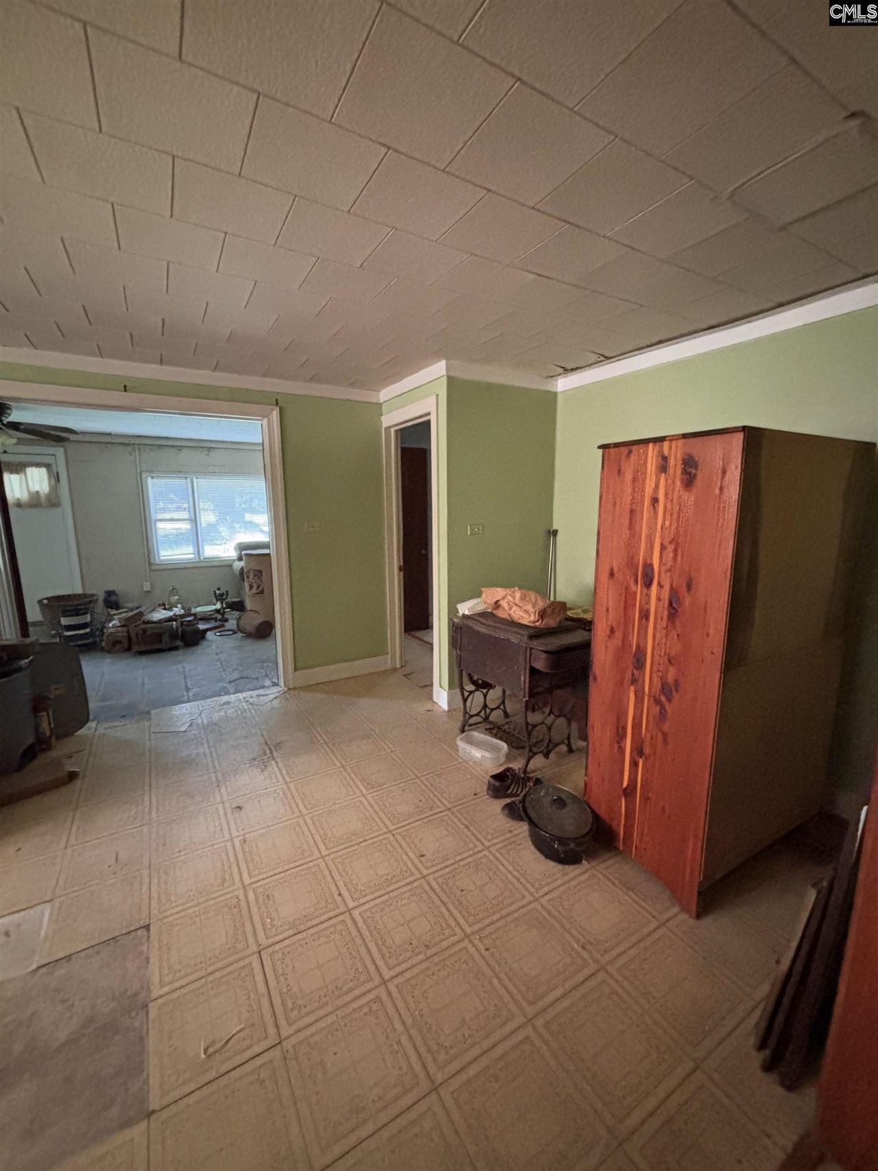 1806 Beechcreek Road  Photo 8