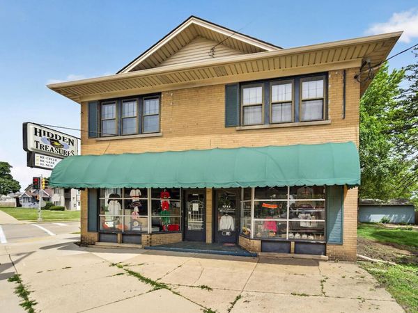 1744 Rapids DRIVE, Racine, WI 53404