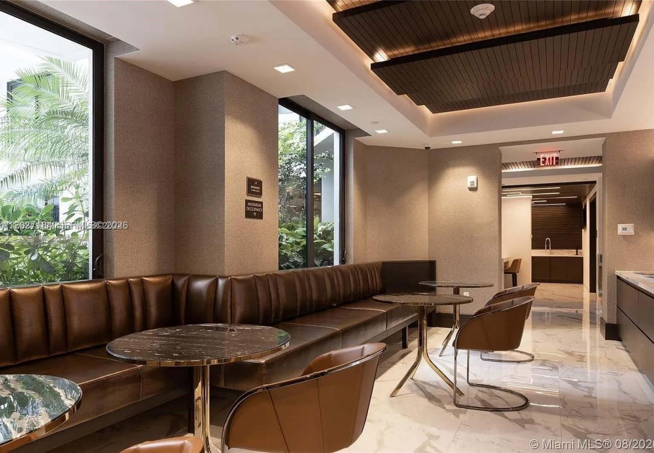 301 Altara Ave, Unit 527, Coral Gables, FL 33146 Photo
