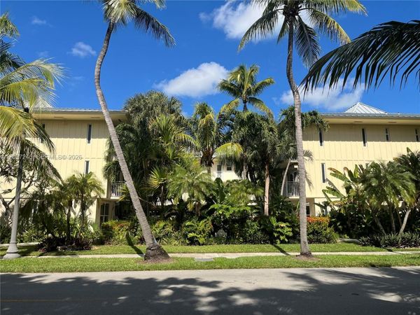 255 Sunrise Dr , Unit 103, Key Biscayne, FL 33149