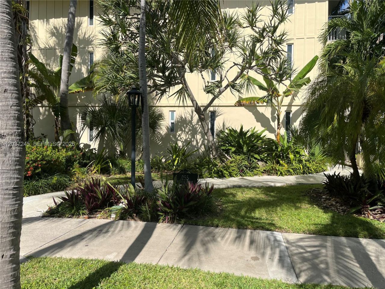 255 Sunrise Dr , Unit 103, Key Biscayne, FL 33149 Photo