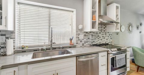 3925 Woodpointe Cir, Sacramento, CA 95821 Photo