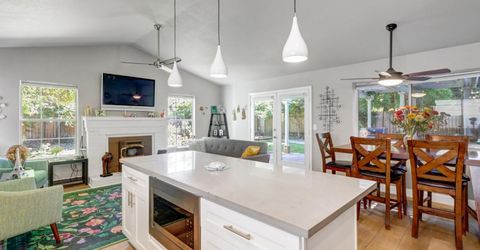 3925 Woodpointe Cir, Sacramento, CA 95821 Photo