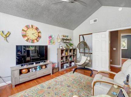 3925 Woodpointe Cir, Sacramento, CA 95821 Photo