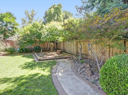 3925 Woodpointe Cir, Sacramento, CA 95821 Photo