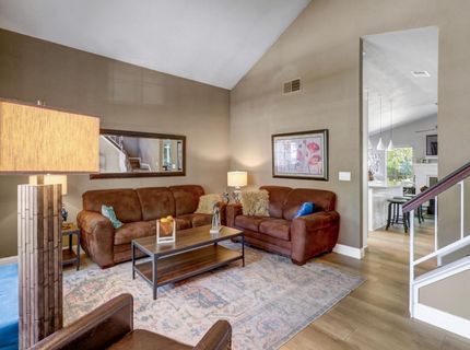 3925 Woodpointe Cir, Sacramento, CA 95821 Photo