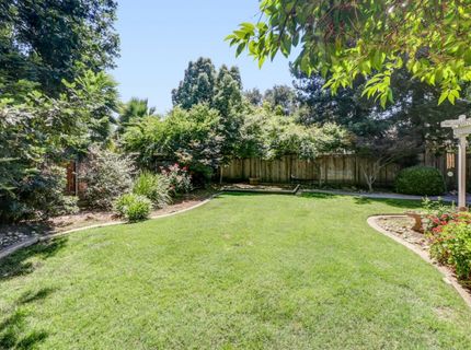 3925 Woodpointe Cir, Sacramento, CA 95821 Photo