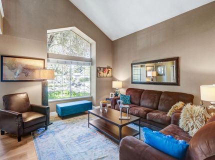 3925 Woodpointe Cir, Sacramento, CA 95821 Photo