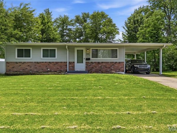 1410 Estes Drive , Florissant, MO 63031