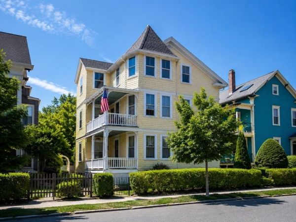 31 Forrester St, Unit 1, Salem, MA 01970