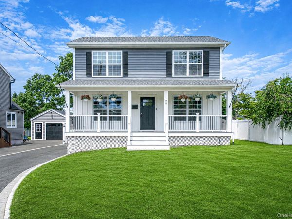 25 First Street W, Patchogue, NY 11772