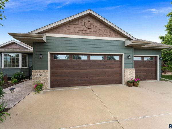 7508 W Grinnell Cir, Sioux Falls, SD 57106