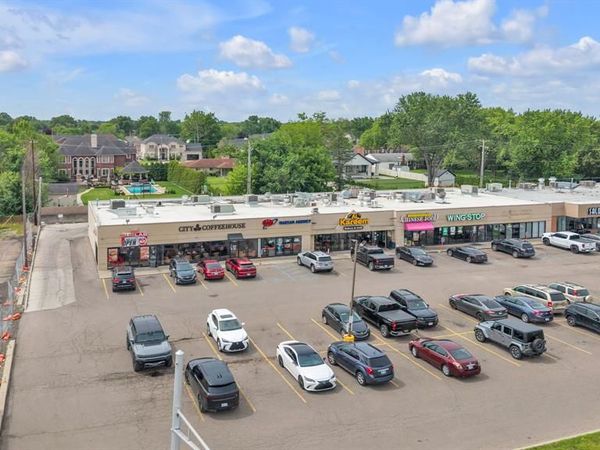 26425 Ford Road , Dearborn Heights, MI 48127