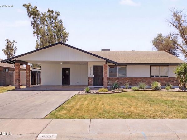 1432 S Oracle, Mesa, AZ 85204