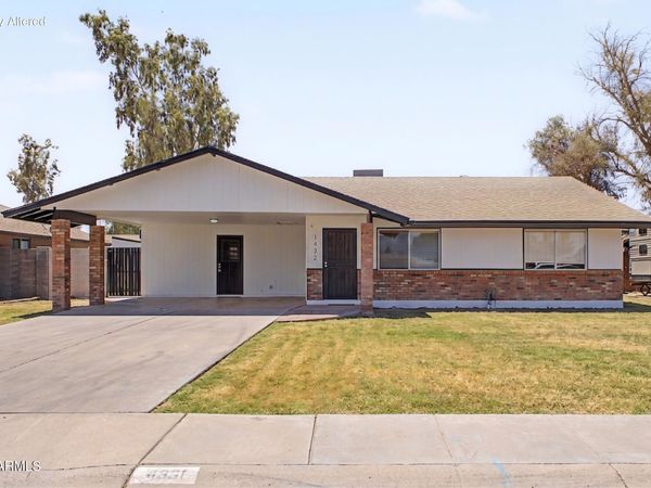 1432 S Oracle, Mesa, AZ 85204