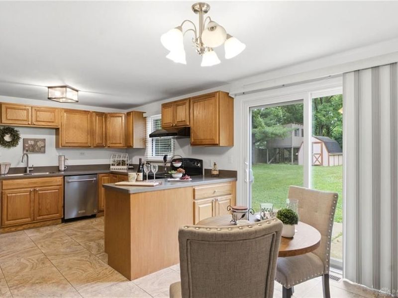 2552 Conwood Drive, Beavercreek, OH 45434 Photo 11