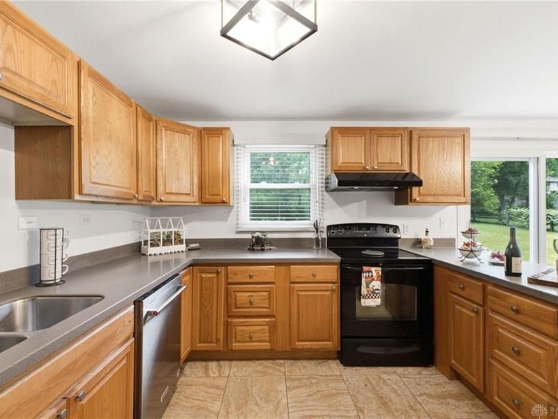 2552 Conwood Drive, Beavercreek, OH 45434 Photo 15