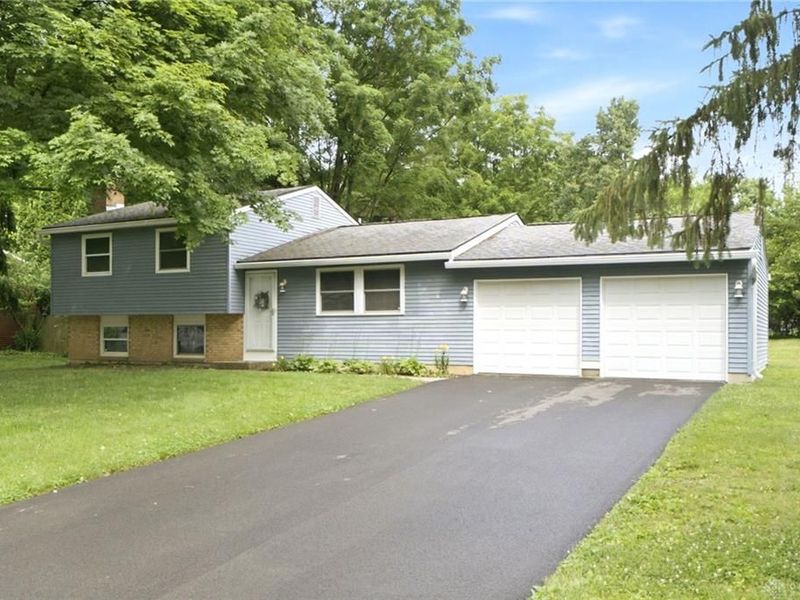 2552 Conwood Drive, Beavercreek, OH 45434 Photo 2